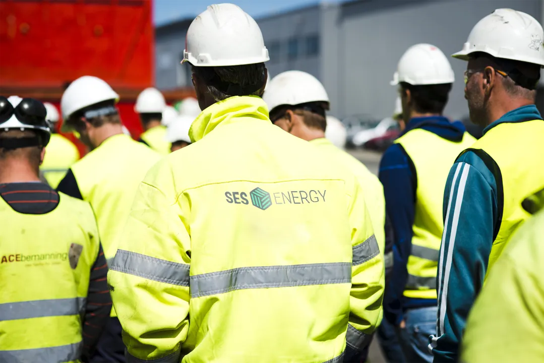 People PPE photograph